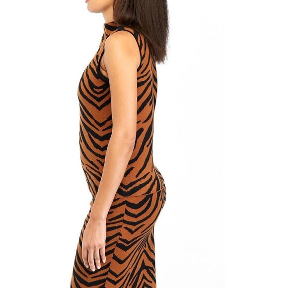 Medium super soft sleeveless animal print mock turtleneck sweater size Medium - Picture 4 of 12